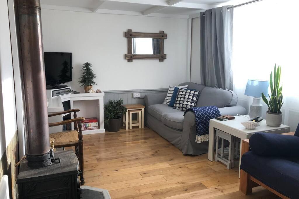 Dog Friendly Cottage 2 Mins To Beach With Hot Tub And Zappi Ev Lessingham Kültér fotó