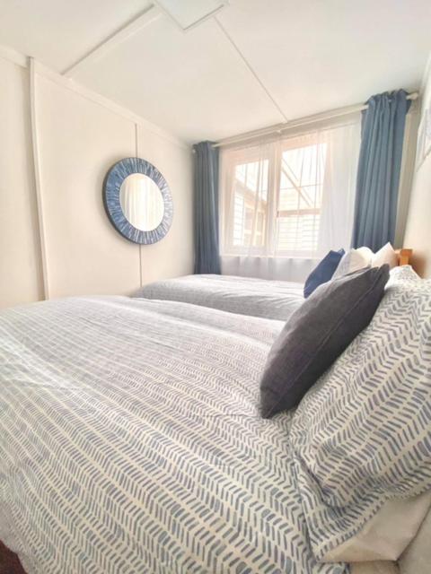Dog Friendly Cottage 2 Mins To Beach With Hot Tub And Zappi Ev Lessingham Kültér fotó