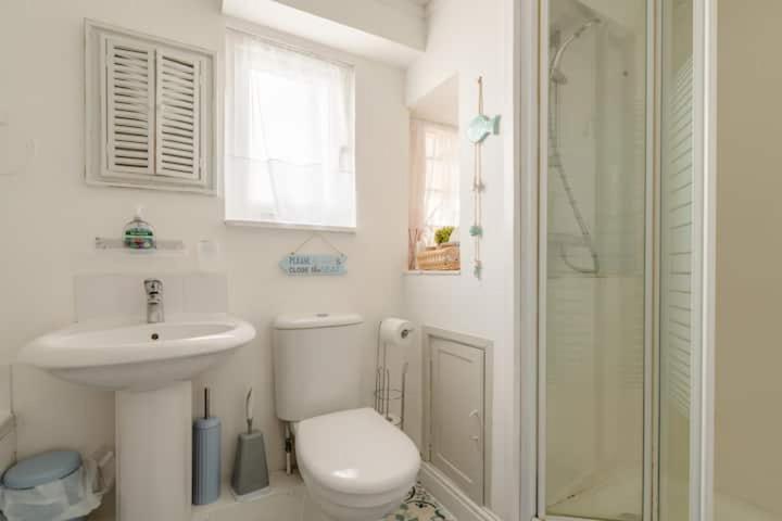 Dog Friendly Cottage 2 Mins To Beach With Hot Tub And Zappi Ev Lessingham Kültér fotó